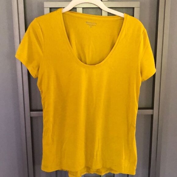 Athleta Mustard, yellow, scoop u neck T-shirt S - Picture 1 of 4